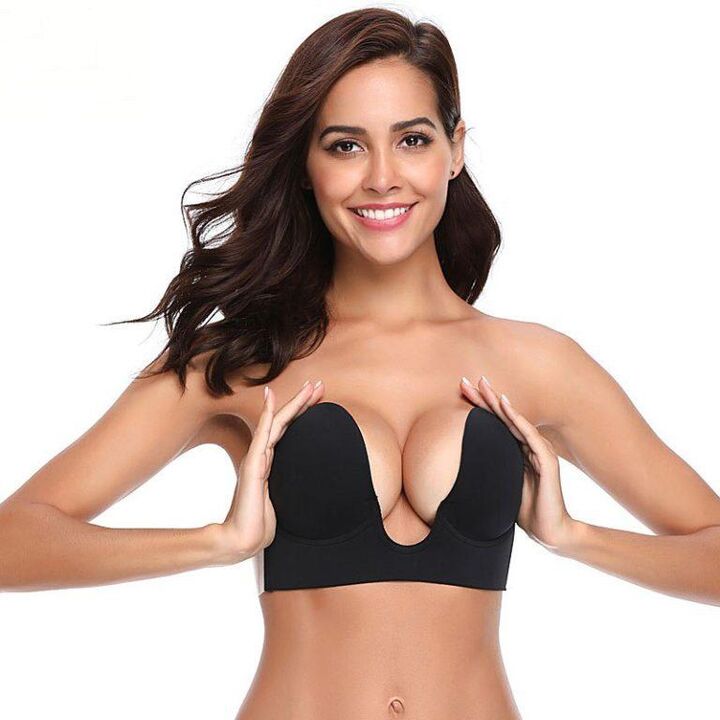 Soutien-gorge spécial pour l'augmentation visuelle des seins